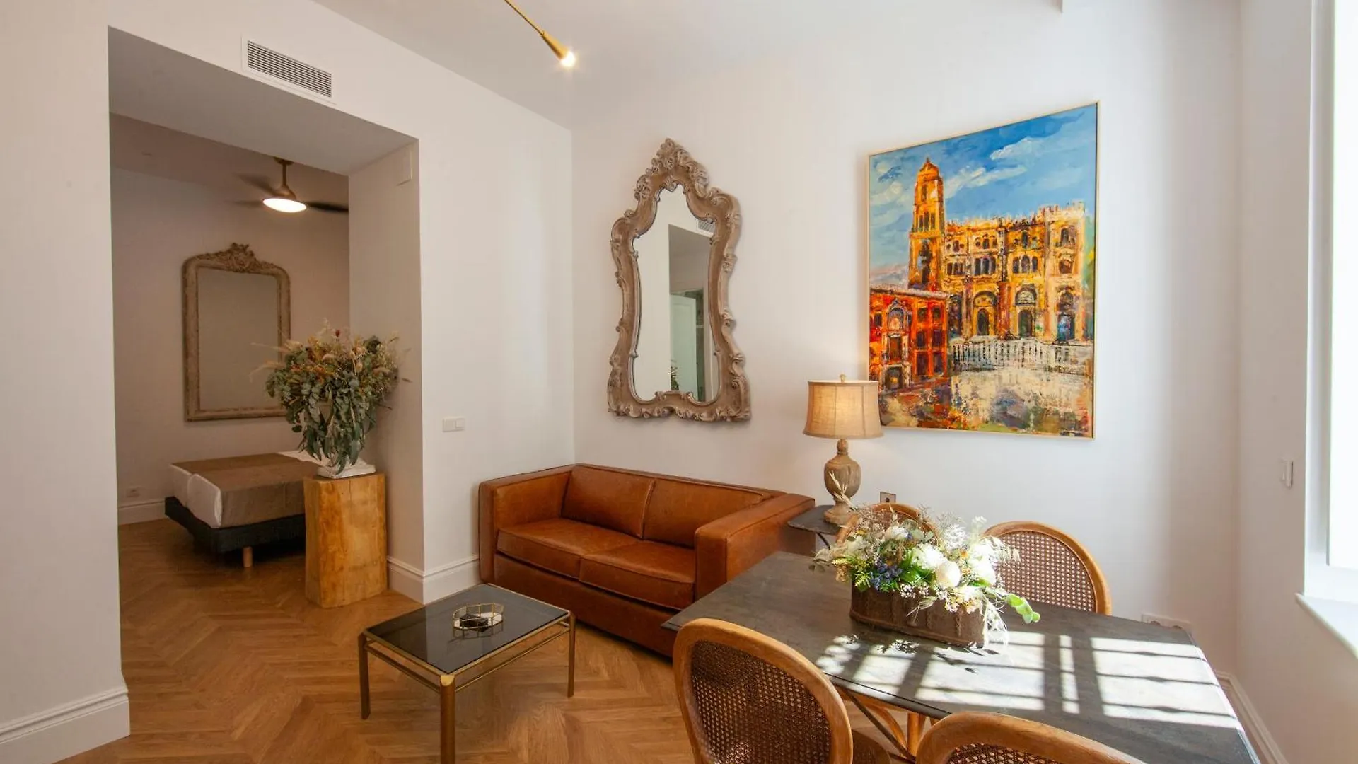 Pries Homes - Center Beach مالقة شقة